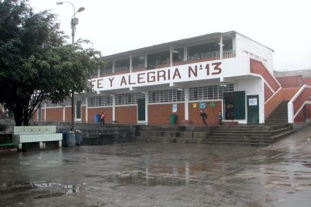 Funciones Itinerantes - Llegando al colegio Fe y Alegría